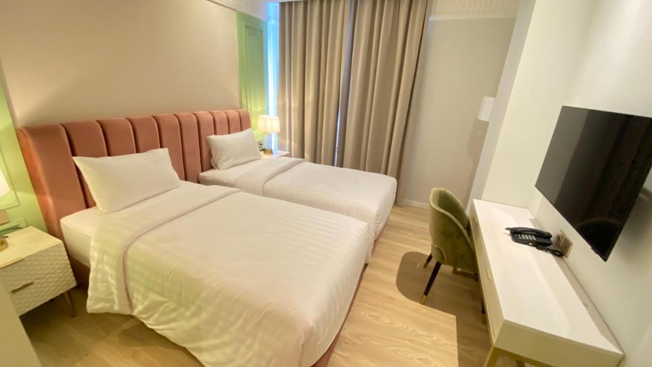 Maia Hotel Jakarta Eksteriør billede