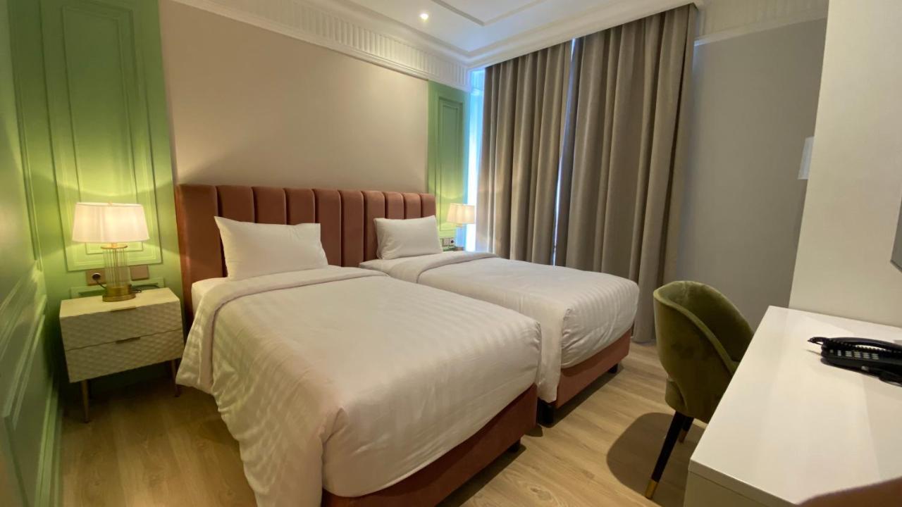 Maia Hotel Jakarta Eksteriør billede