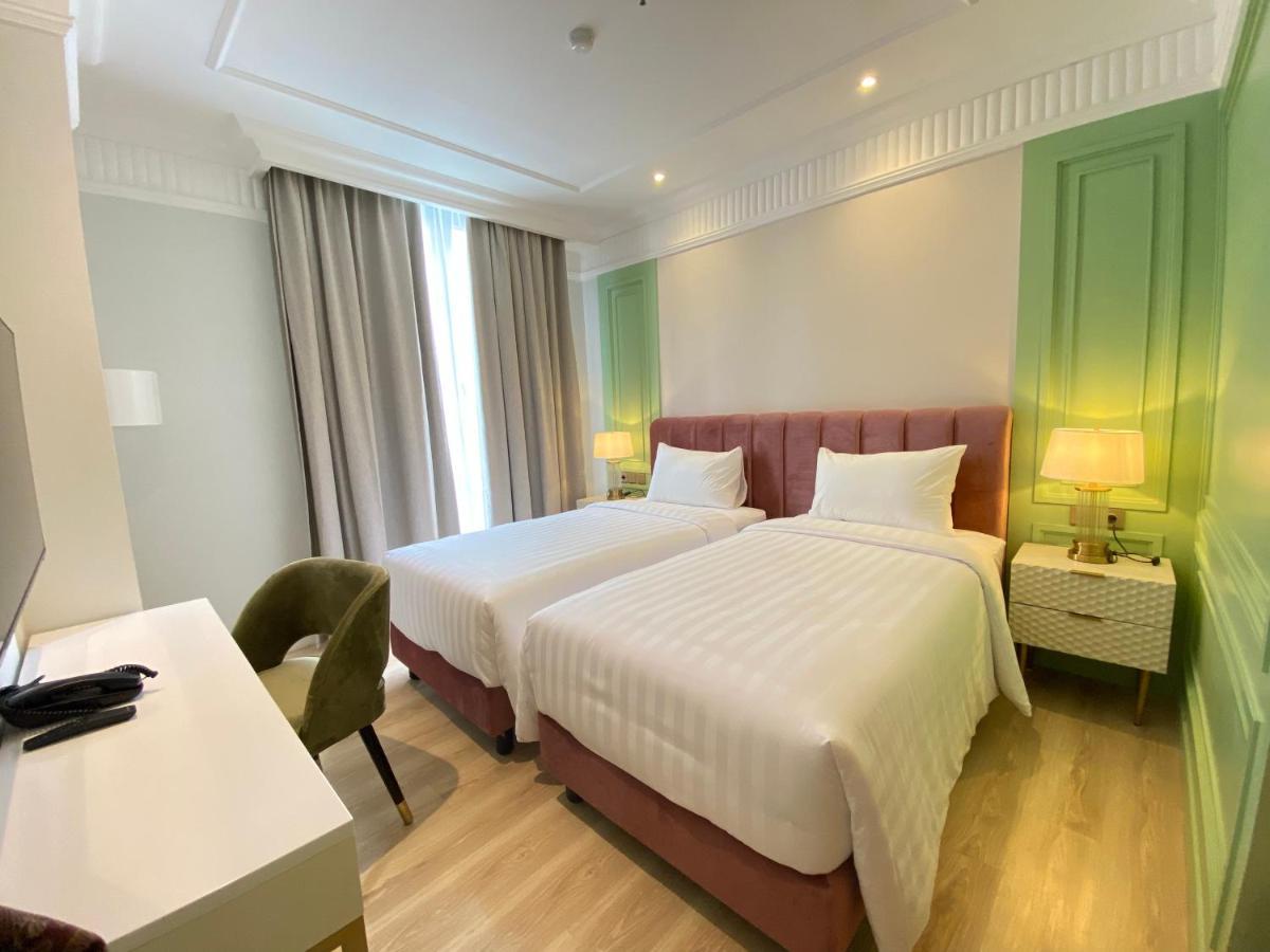 Maia Hotel Jakarta Eksteriør billede