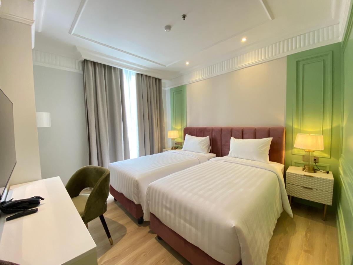 Maia Hotel Jakarta Eksteriør billede