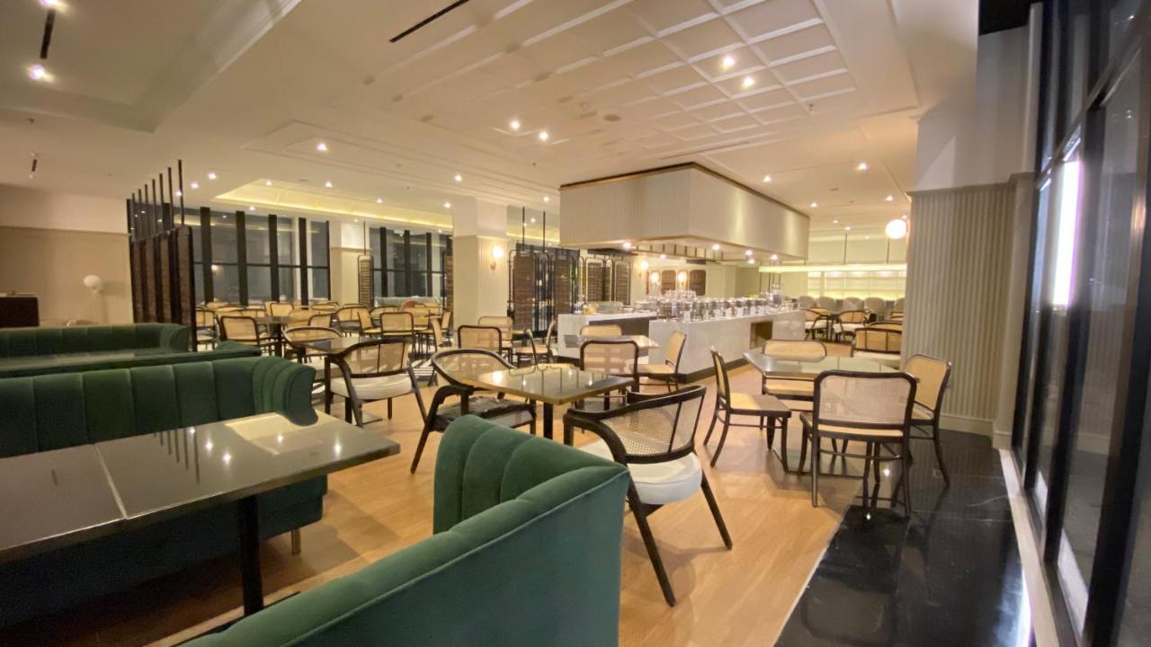 Maia Hotel Jakarta Eksteriør billede